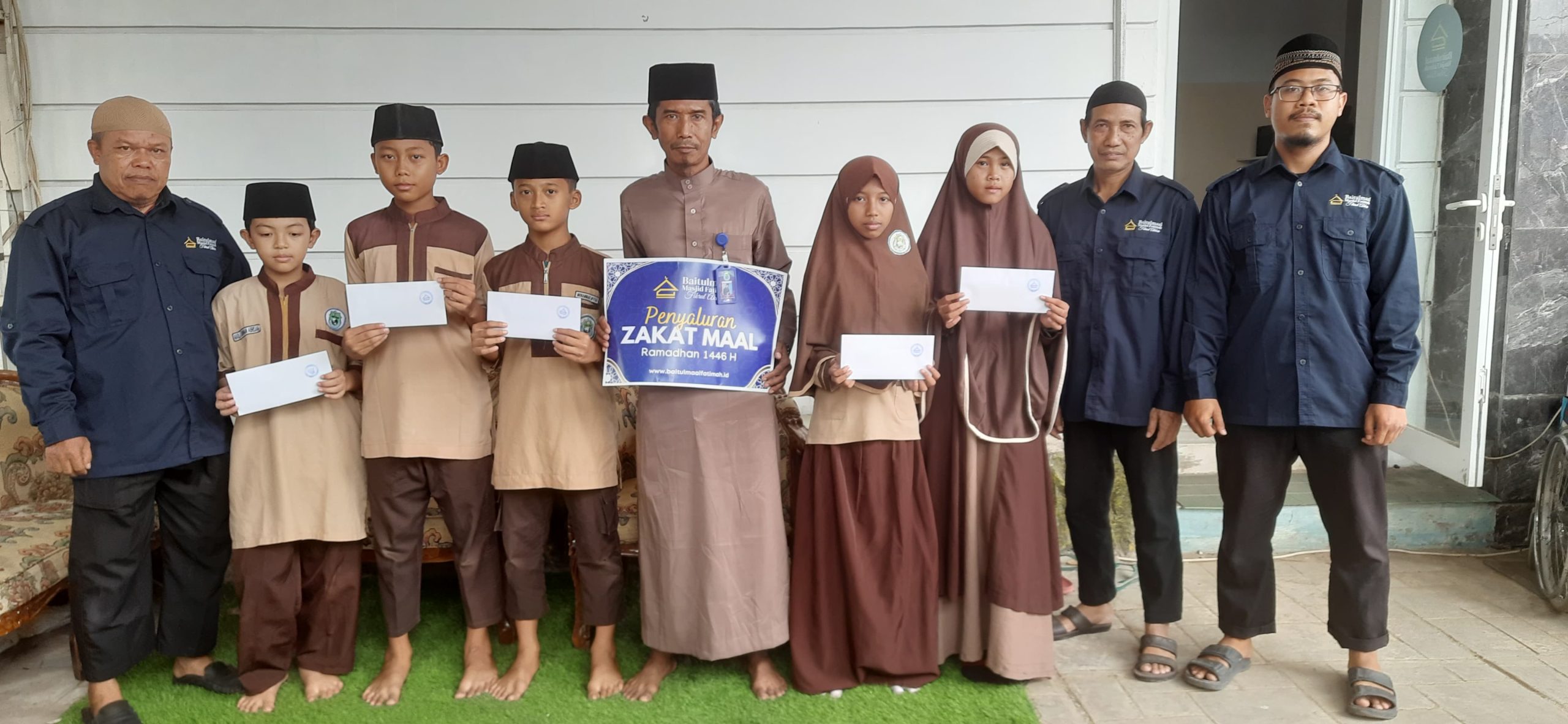 PROGRAM SAHABATKU MULAI MENYALURKAN  BEASISWA PENDIDIKAN